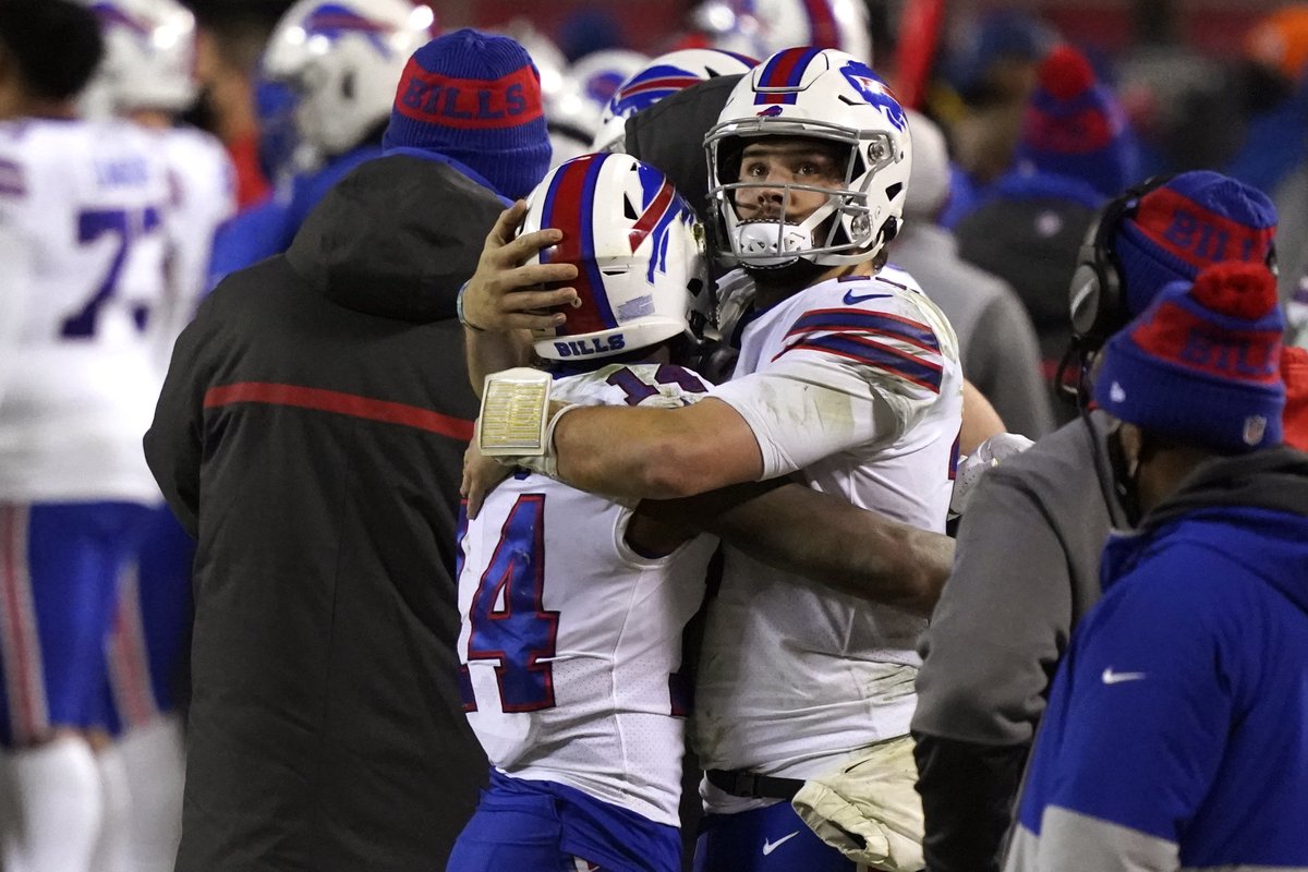 BillsStats's tweet photo. Josh Allen's Career Postseason Stats vs the #Chiefs 

🔹81/124 (65%)
🔹1,030 Yards
🔹9 Total TDs
🔹1 Interception
🔹0-3 Record

What more is there to do?
#BillsMafia #Bills https://t.co/W3F4WcC6Vf