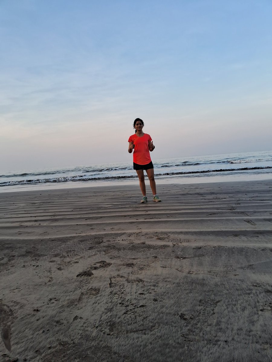 cailajindal's tweet photo. Beautiful morning ❤️😍
Morning short run done #Serenity 
#Run on the beach is epic 😇 
@FitIndiaOff @sachindei65 @sanjaypanghal @suneelkoyi @adilnargolwala
Photos actually don't do justice of what actually the visual is😊🩷
#running #runonbeach #stayactive #enjoyeverymoment #run https://t.co/FFwvG7PPs1