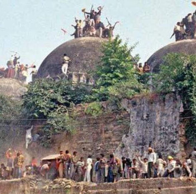 GEamzPUbwAAaKiv?format=jpg&name=small