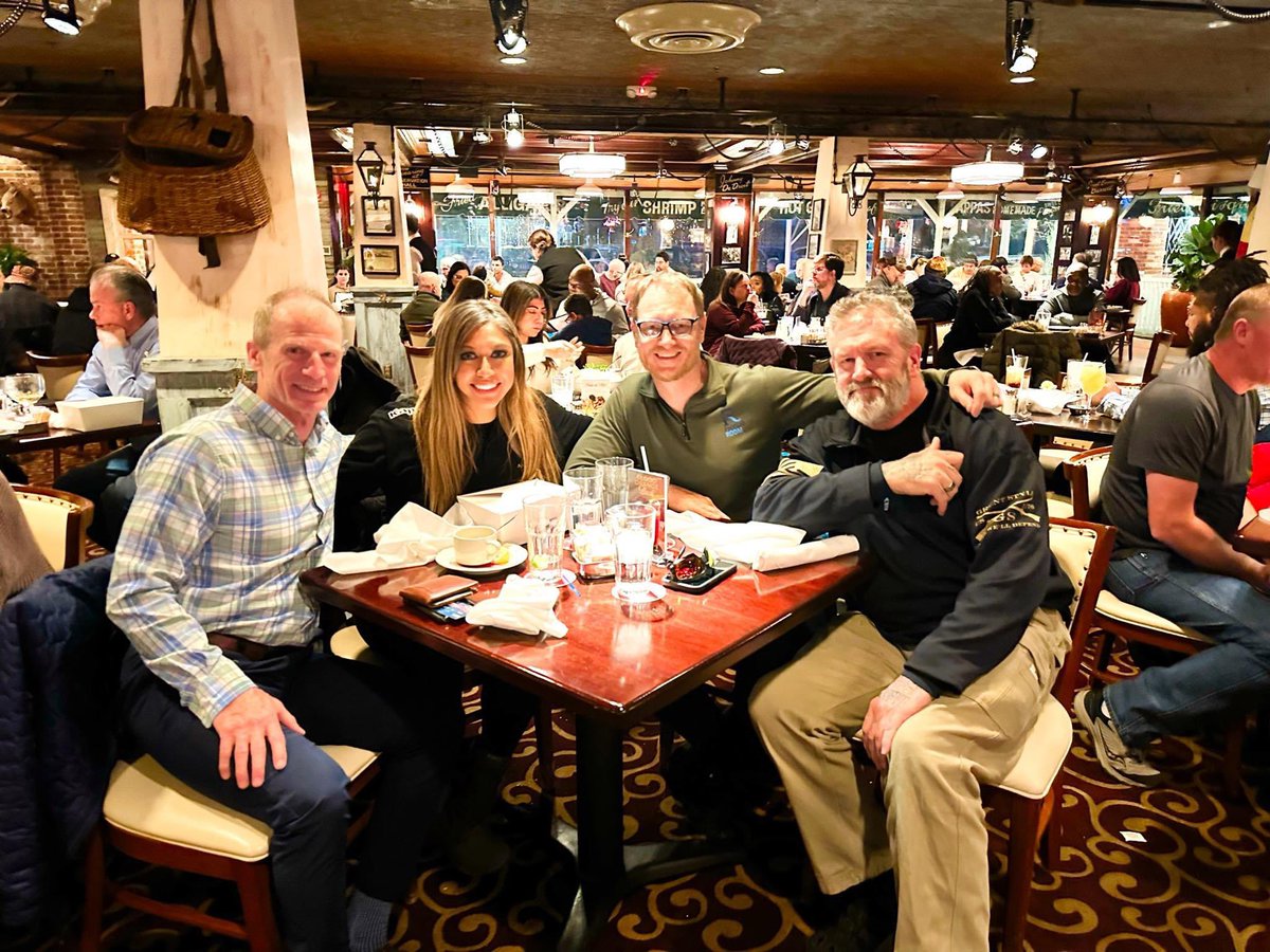 VCS-1 in Denver taught by the incomparable Warren Flautt. Several fellows and fellows in training were present. Awesome course for those that want to understand, diagnose, and treat concussions, in the sports world or otherwise! #AAMT #Osteopractor #Vestibular #Concussion