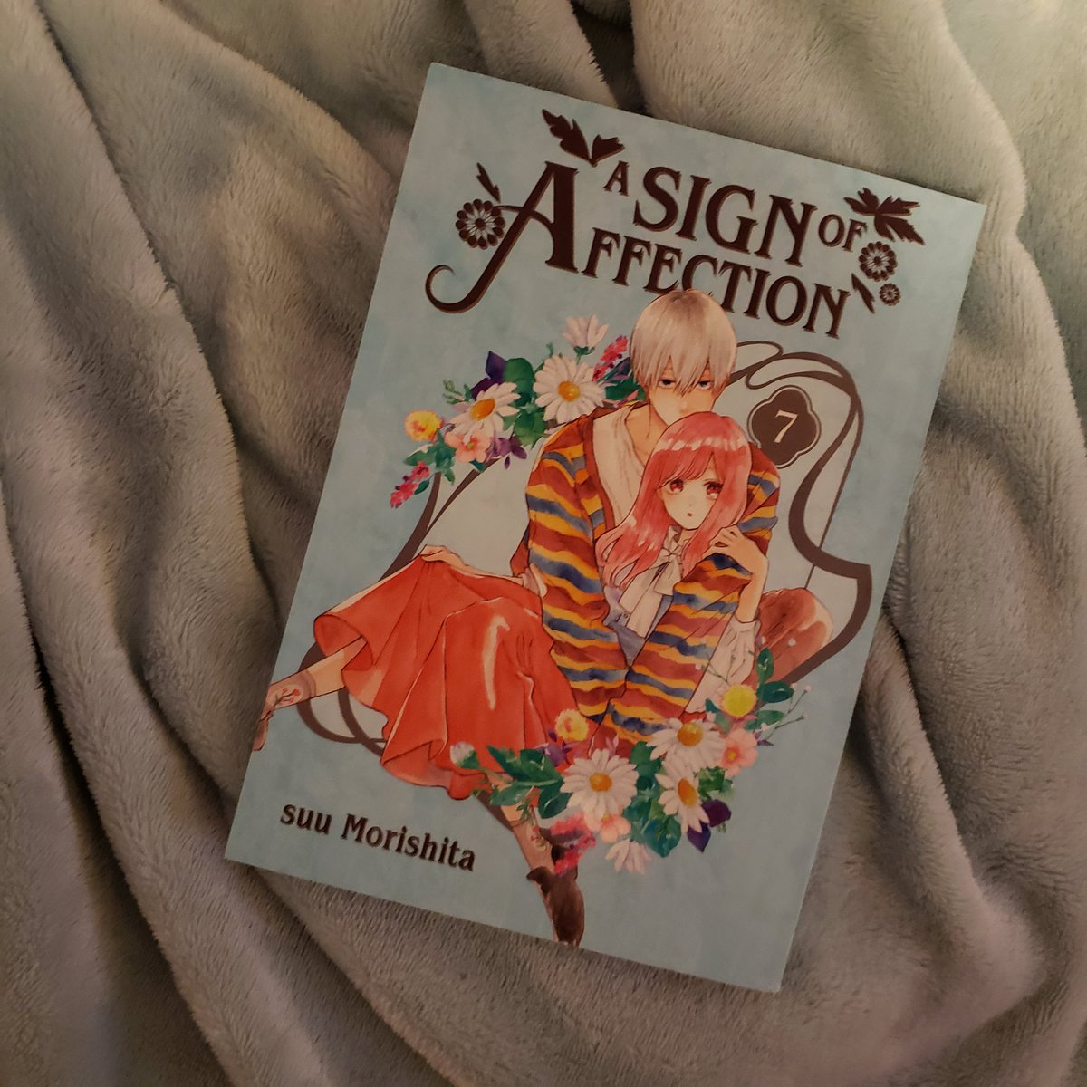 Intro_Extro01's tweet photo. A Sign of Affection volume 7 by suu Morishita 
⭐⭐⭐⭐⭐ https://t.co/vbbo9esiRm