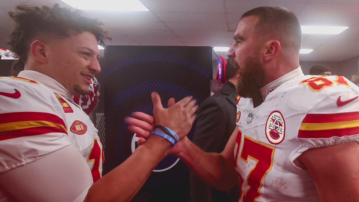 Chiefs tweet picture