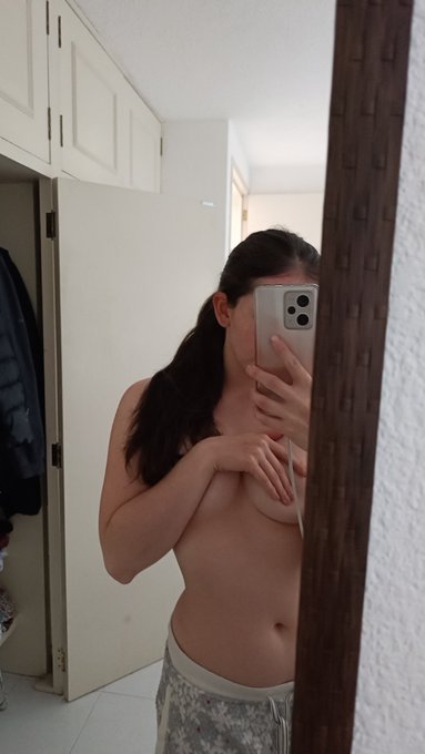 New TikTok  https://t.co/esbsF29v4C https://t.co/na0CWe3x05