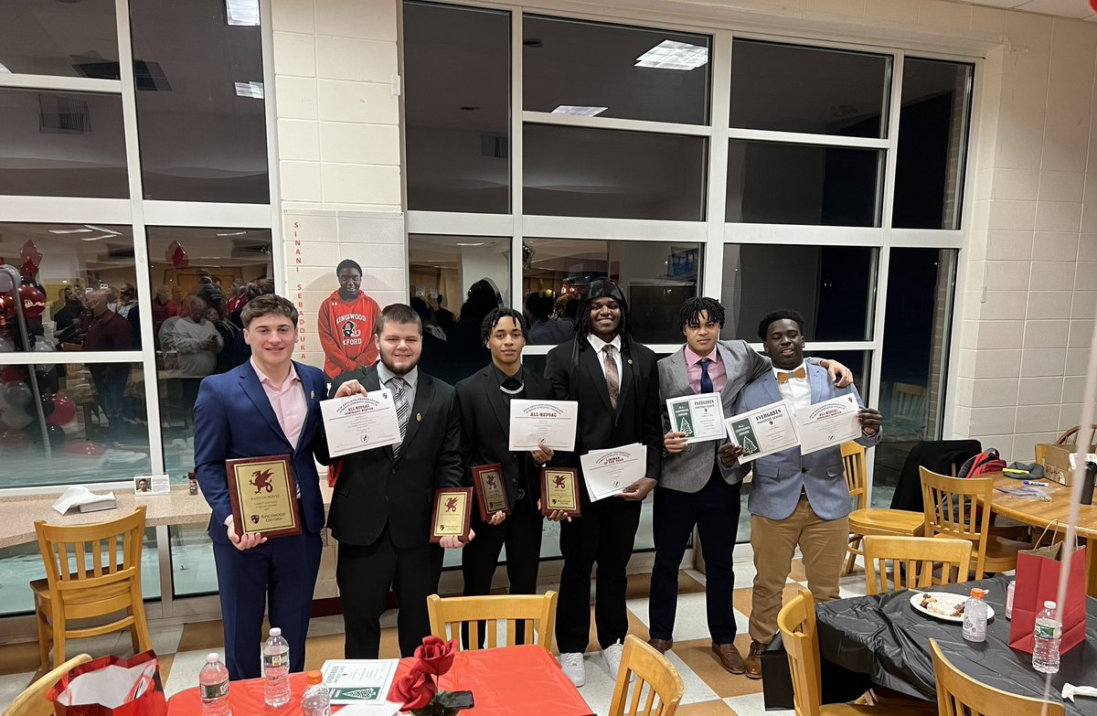 Coach Batory tweet media