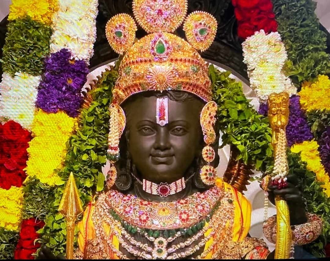 Tirupati Balaji and Ayodhya Balarama🥹👑 Now, I'm just praying for my Krishna & Mahadeva to take their throne.🥹🚩 
Will die peacefully on seeing this happen!