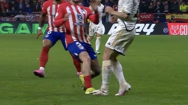 𝐃 𝐀 𝐍 𝐈 ‼️ tweet media