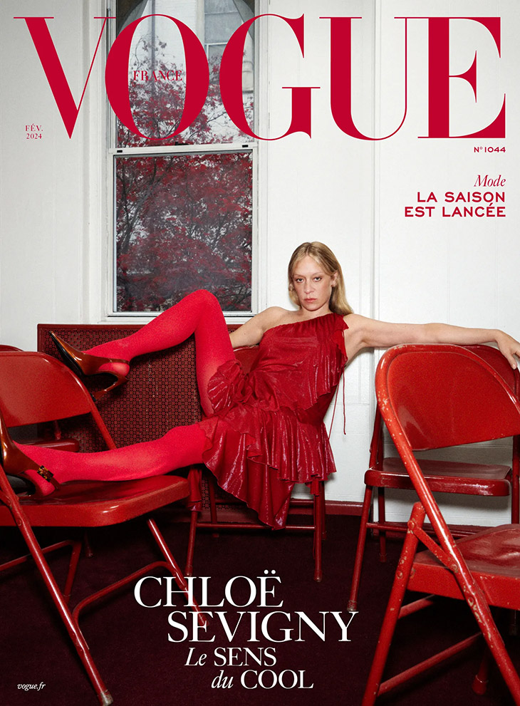 designscene's tweet image. Actress #ChloëSevigny and photographer #LarissaHofmann team up for #VogueFrance: designscene.net/2024/01/chloe-…

Photography © Larissa Hofmann for Vogue France