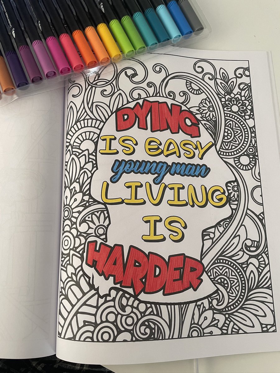 Cr0fty's tweet image. Todays relaxation task #Mondays #Colouring #HamiltonQuotes