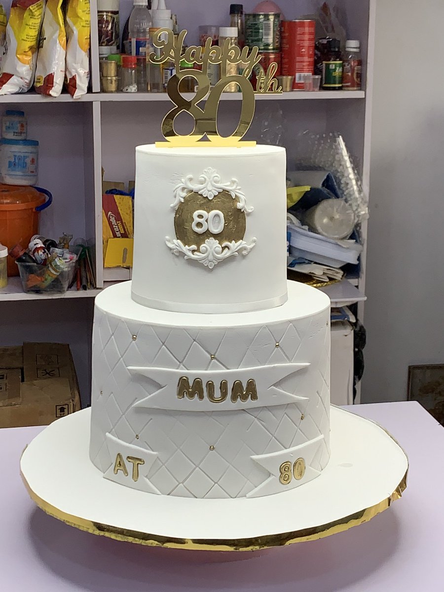 ShowvicCakes's tweet photo. Every mothers deserves to be celebrated π―π₯° Thanks tor reaching out to us Dr SMAKππ«Ά #cake #cakesinakure #akurevendor https://t.co/6fKBJphgoN