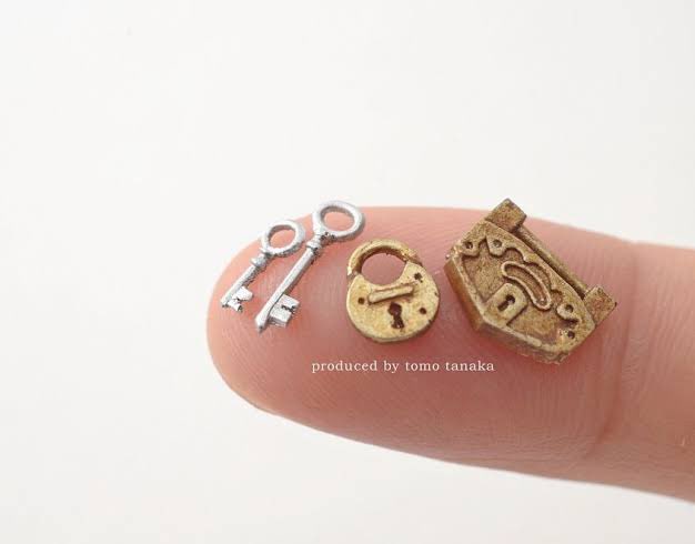 色んな鍵🔑🗝️
自転車の鍵閉める時に
タイヤのワイヤーに鍵の棒が
当たる率高いの私だけかな😂