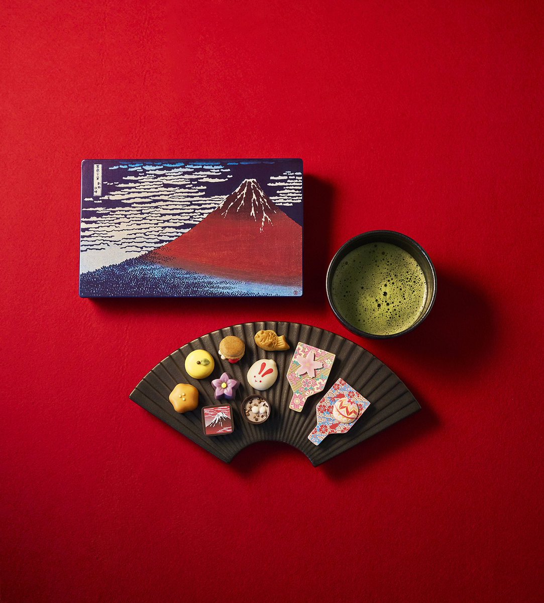 【2024バレンタインコレクション　-甘味画廊-】

「見て・食べて感じる日本」をコンセプトに、和菓子がそのまま小さくなったような可愛らしいチョコレートを詰め合わせ🍫
人気の日本画をパッケージにし、余すことなく“日本”を感じられるブランドです。🗻🌸