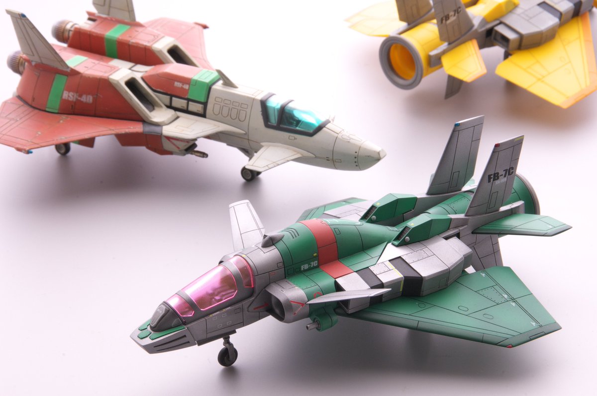 怒首領蜂大往生 Type-A／B 色分け済みレジンキャスト版組立キット