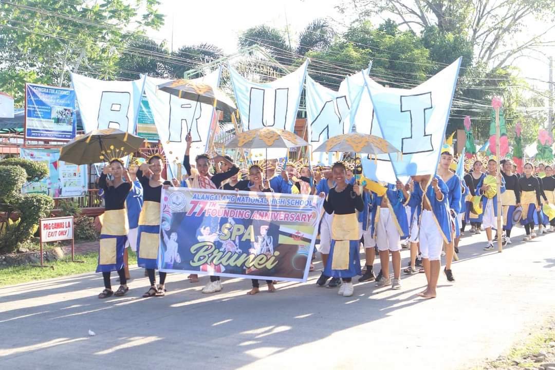 anhsSPA's tweet photo. IN PHOTOS: Congratulations to the whole #SPAmilya for representing the country of Brunei and for bagging the award as Third Runners-Up during the recently concluded 2023 ANHS Ground Demonstration Contest. #TatakBatangSPA #77thFoundingAnniversary #TatakAlangalangNHS https://t.co/kJa0lOiFE8