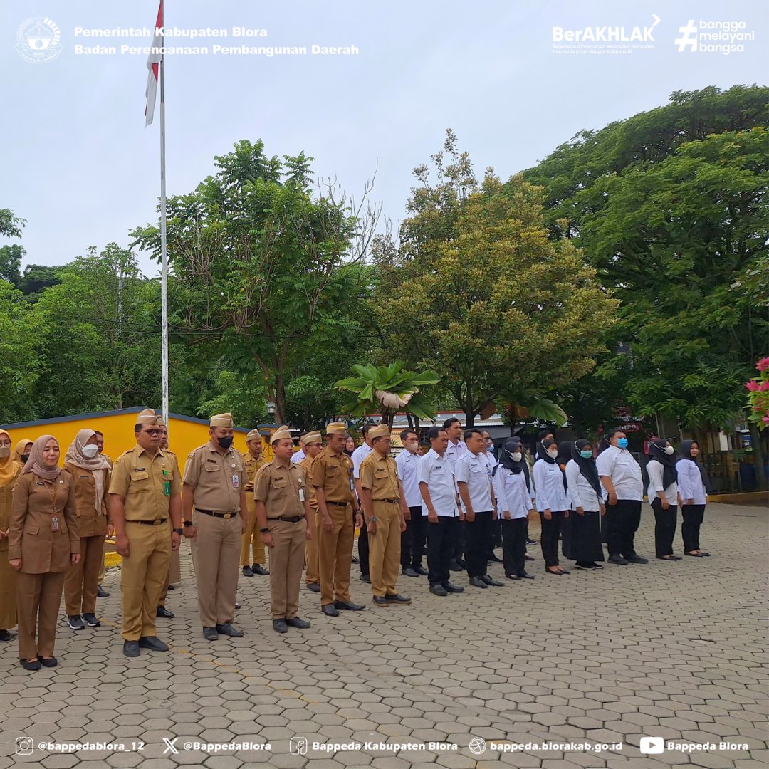 Semangat Pagi...
Pagi...
Pagi...
Pagi...
Siap...!💪
Semangat  di hari Senin ini , Apel Pagi dipimpin Sekretaris Bappeda Bpk ANTONIUS  S. N., ST, M.SE, M.Sc,
<a href="/AriefRohman_838/">BUPATI BLORA</a> 
.
#SesarenganmBangunBlora
#SesarenganmBangunBloraBerkelanjutan