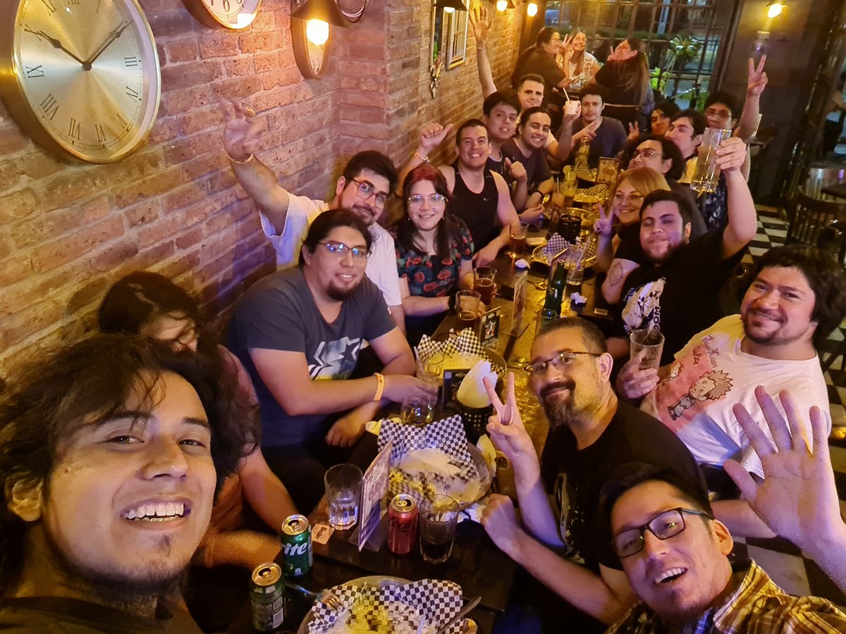 Los voy a extrañar mucho! Nos vemos cuando nos veamos! Larga vida a la fgc y a los animu faiters