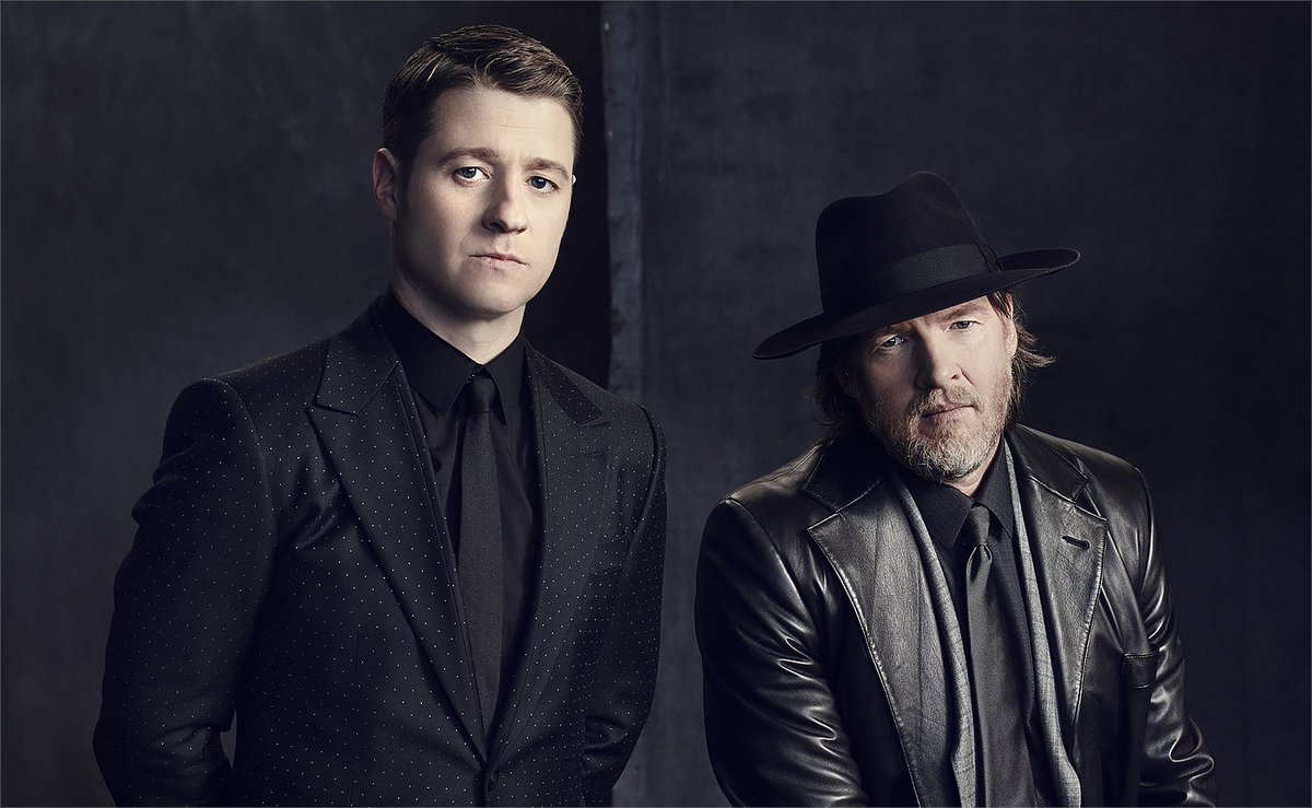 LongLiveGotham's tweet photo. Ben McKenzie and Donal Logue were perfectly cast as Jim Gordon and Harvey Bullock.
#Gotham #SaveGotham #BringBackGotham https://t.co/wzCKpfvA1X
