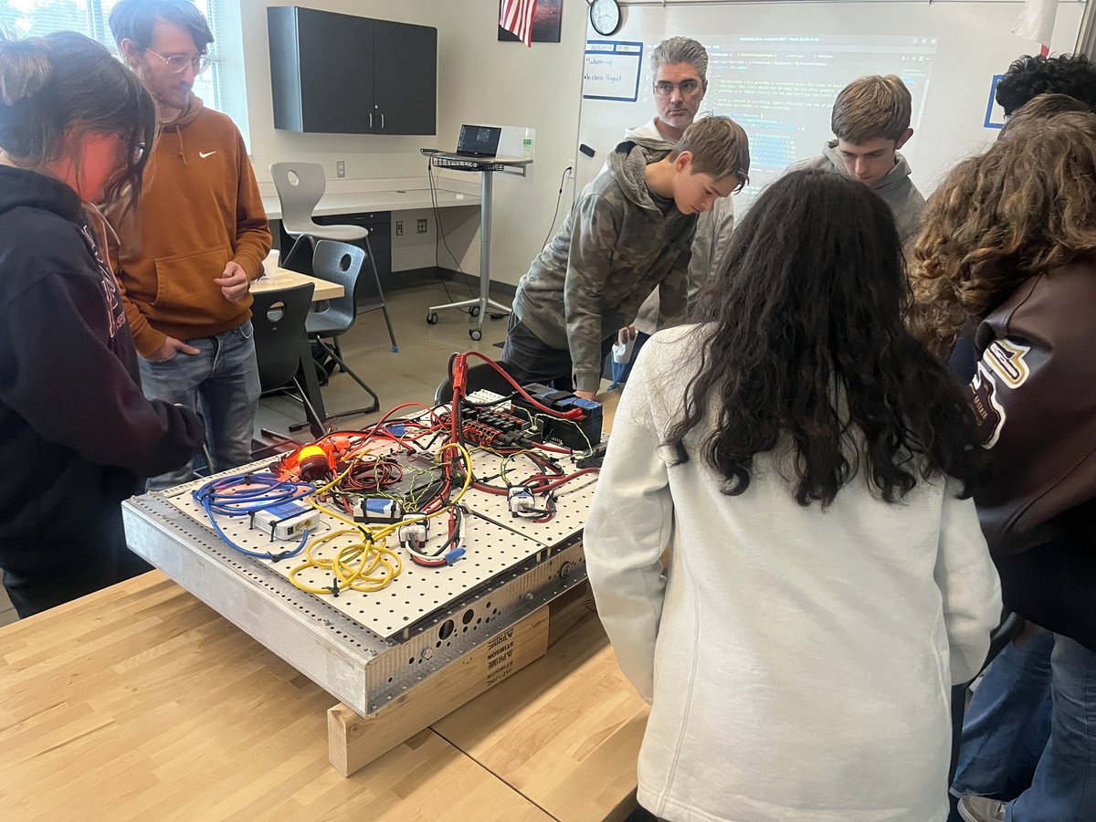 Spring_Konstant's tweet image. Build Season Day 9!
Today was full of testing, testing, and even more testing. Super excited for this season!!
@firstintexas @first_official #frc #crescendo #frc2024 #FIRST #robotics #firstrobotics #firstintexas #roboticscompetition #morethanrobots #texasteams #omgrobots #steam
