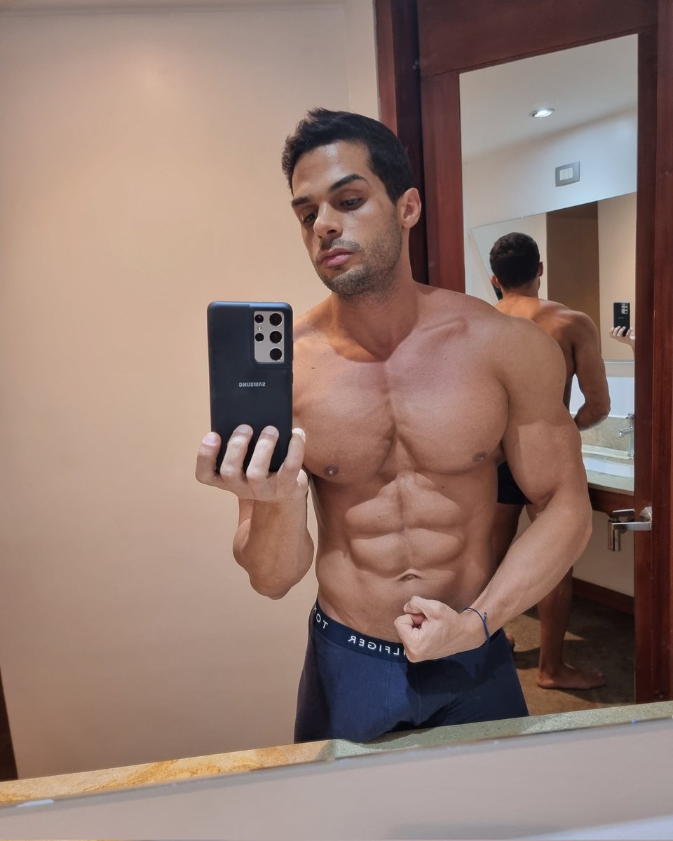 Carlossal1nas's tweet photo. Jonathan fierro

#pornogay #verga #heterorico #gay #heterosengañados #HeteroEngañado #Heterocaliente #cogida #cruising #hetero #heterosengañados #colombia https://t.co/9B7g9jYhKO