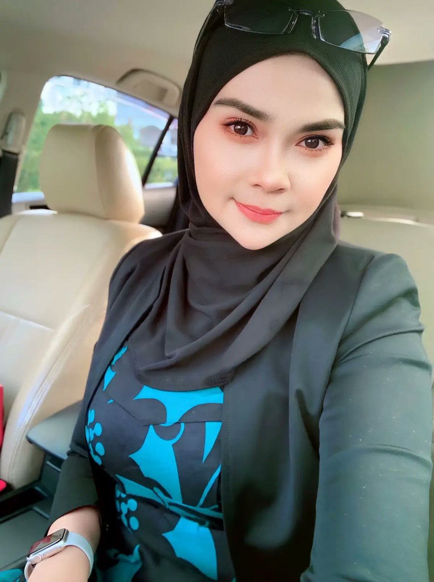 gurlhijab's tweet photo. https://t.co/6hUYcZkm89