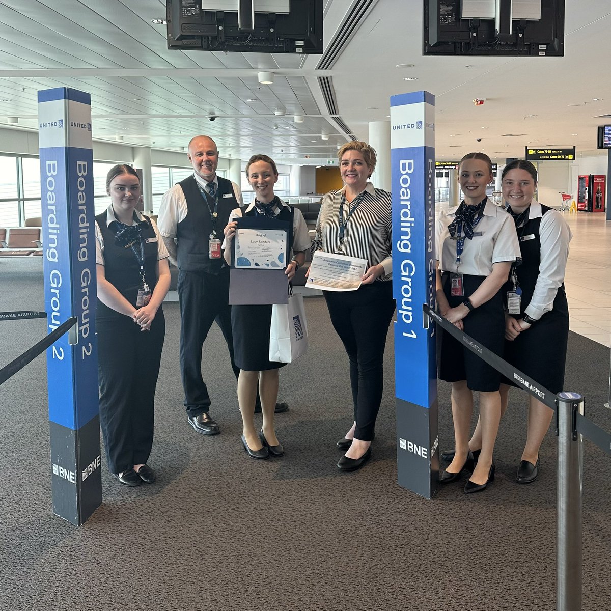 #TeamBNE customer service appreciation shout out, for a personal customer recognition submitted. Thanks Lucy, for going above and beyond when taking care of our customers during their travel disruptions! #beingunited #goodleadtheway