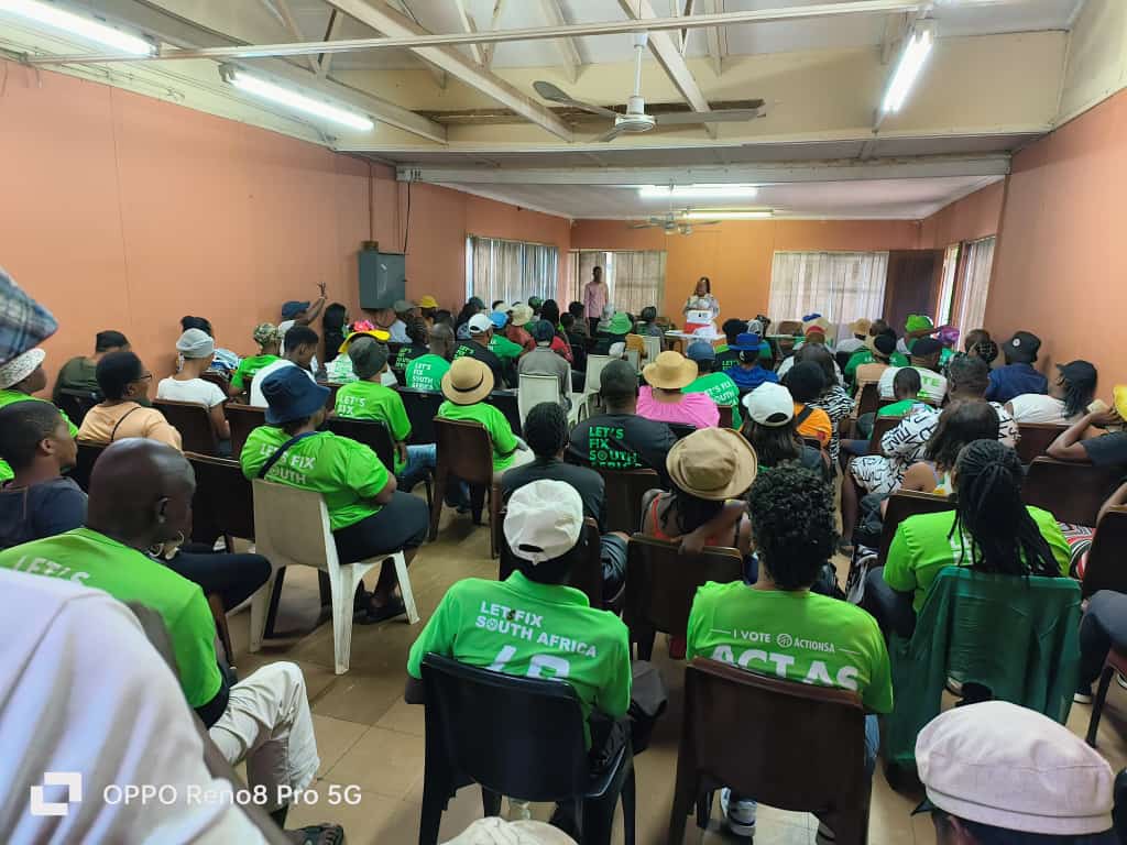 Funzi_Ngobeni's tweet photo. Prayer Session, Training, Visibility, Door 2 Door....all regions of @ActionSA_GP are hard at work with one goal in mind #ActionSAProject2024 https://t.co/URTCt58far