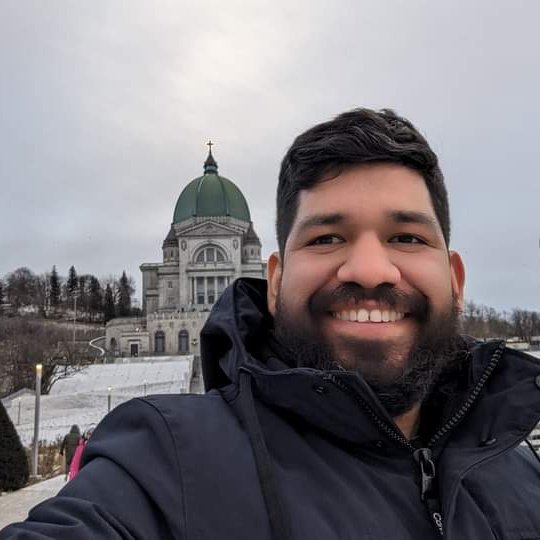 Alberto_Longas's tweet photo. #NuevaFotoDePerfil #MTL Je t'aime MTL #Bearded https://t.co/KnE351Q6w8