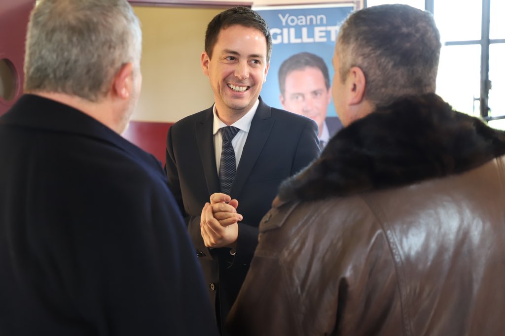 YoannGillet30's tweet photo. Merci également à mon ami Alain Dalmas, maire de Garons, pour son accueil dans sa commune et à toutes les personnes présentes pour leurs nombreux encouragements et témoignages de confiance.
#Voeux2024 #Circo3001 #Garons https://t.co/xWGemhnway