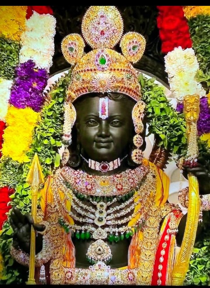 TarunaaSahu08's tweet photo. जय श्री राम 🚩🙌
मेरे सरकार आएं हैं...

#RamMandirPranPrathistha #jaishreeeram #AyodhaRamMandir #Ayodhya  #jaishreeeram #RamLallaVirajman #raml https://t.co/46S9P6eBFY