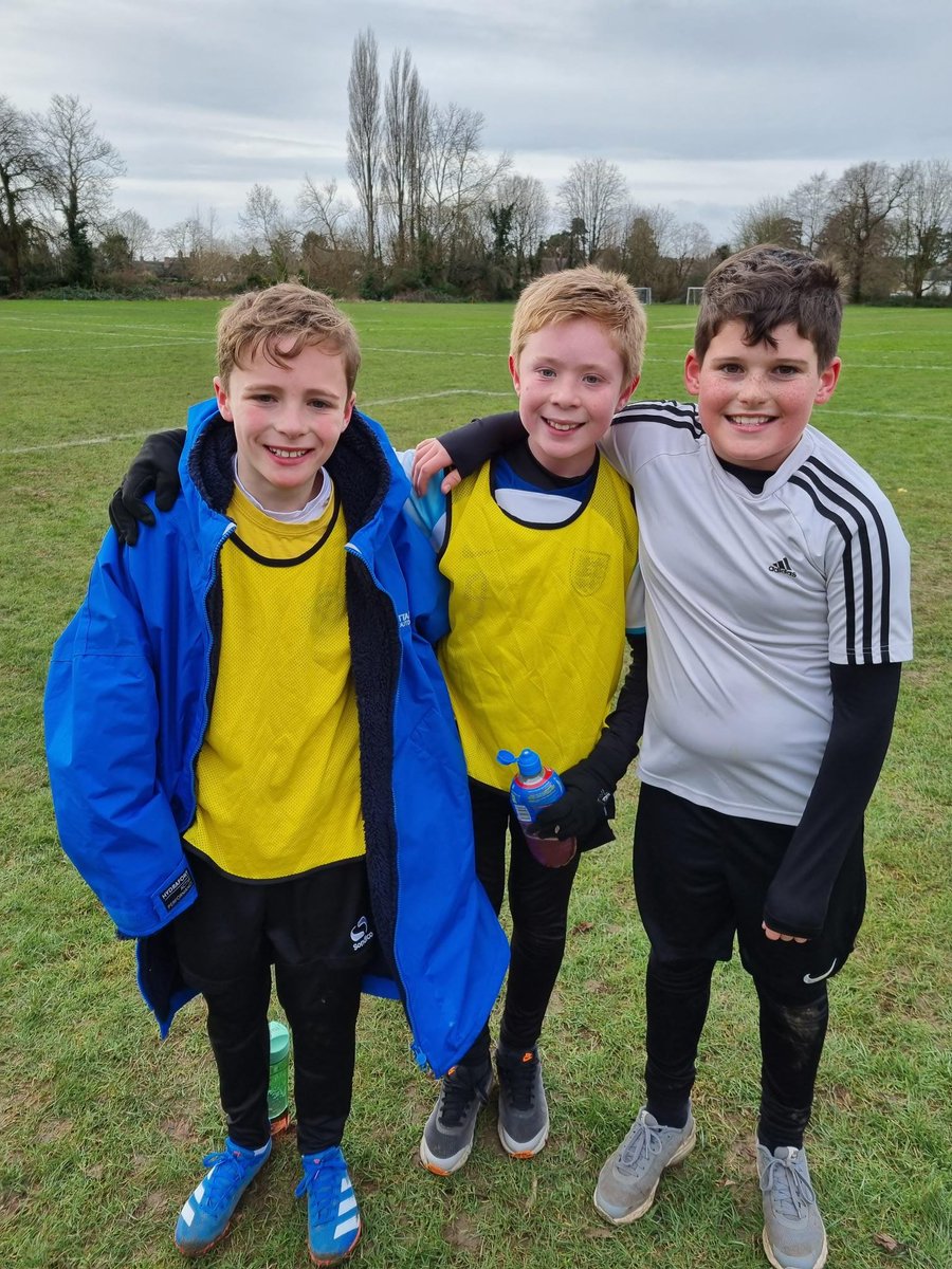 WillowsCE's tweet image. Amazing results from Saturdays Cross Country meeting at Stratford High School, with 4 1st place finishes across 8 races. Many other superb performances too! Well done to everyone who braved the cold! Incredibly proud of you all.