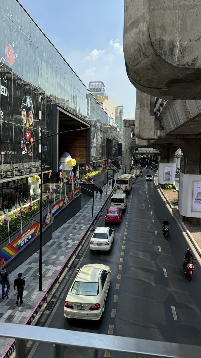 FA17v's tweet photo. Bangkok https://t.co/Bwc05Tc2o5
