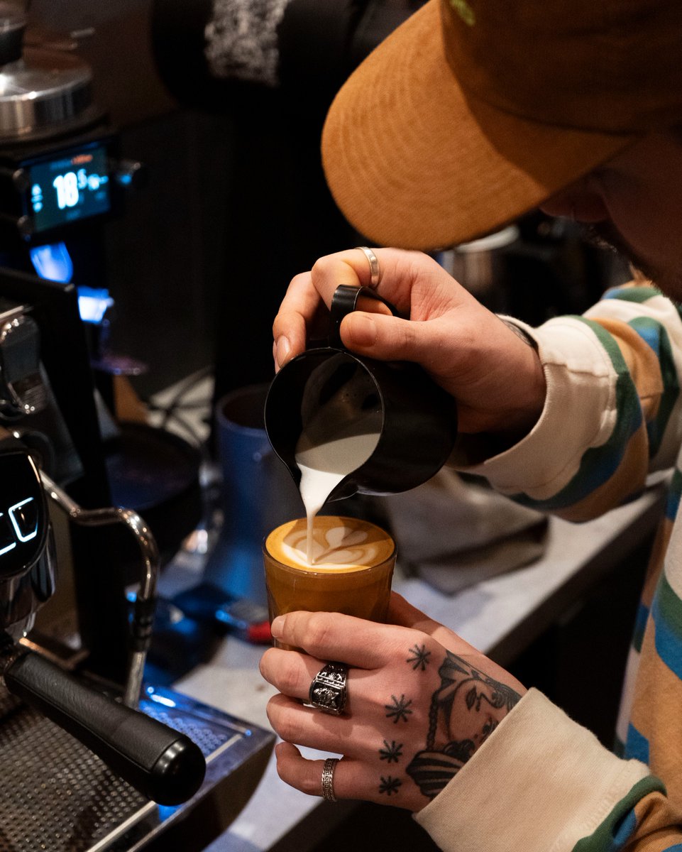 200 Degrees Coffee tweet media