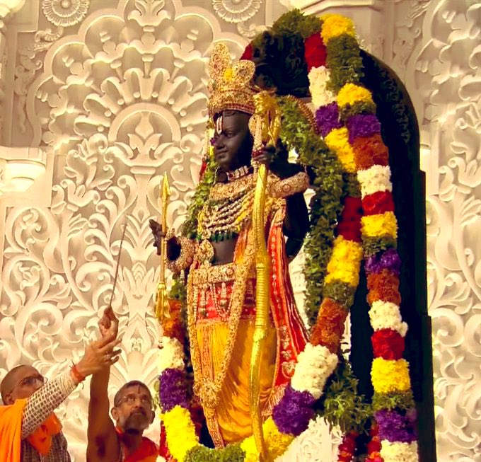 okjohn678's tweet photo. Ram ji aa gaye🙏🏻✨
#RamMandirPranPrathistha #JaiShreeRam https://t.co/lyX4EX3lFh