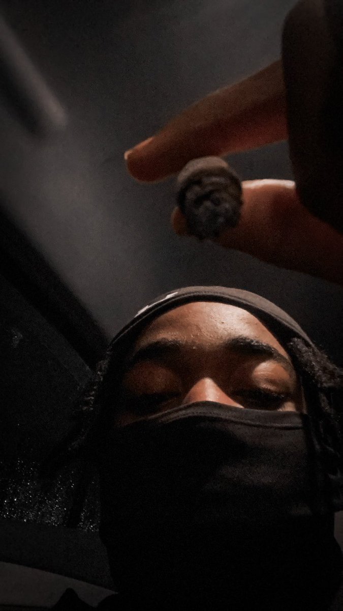 410Jook's tweet photo. i just need sum recent shit of me up ngl https://t.co/XAMrkqfggy