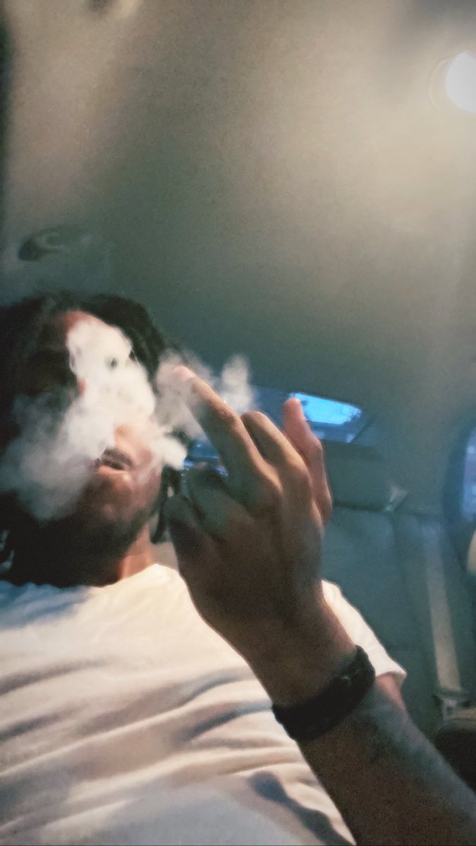 410Jook's tweet photo. i just need sum recent shit of me up ngl https://t.co/XAMrkqfggy