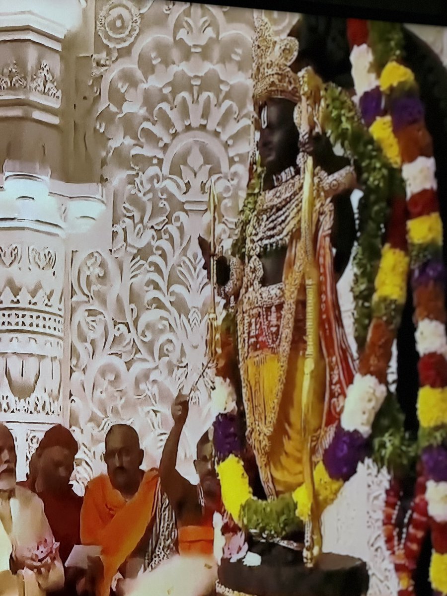 born911's tweet photo. #RamMandirPranPrathistha #JaiShreeRam #VasudhaivaKutumbakam https://t.co/8HCj5EgnS5