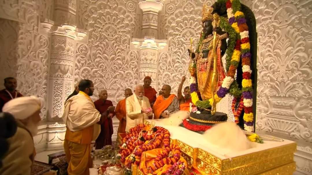 Jai Shri Ram ❤️❤️ 
प्राण प्रतिष्ठा के बाद सबसे पहले दर्शन