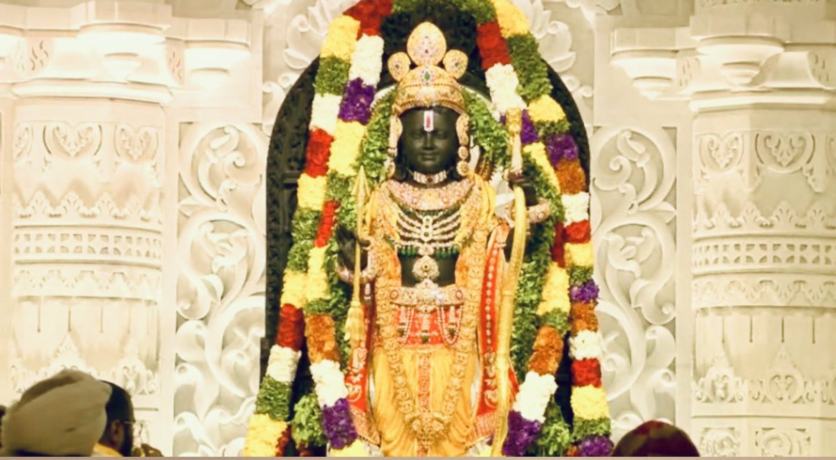 suraj_livee's tweet image. सियावर रामचंद्र की जय 🙏🚩