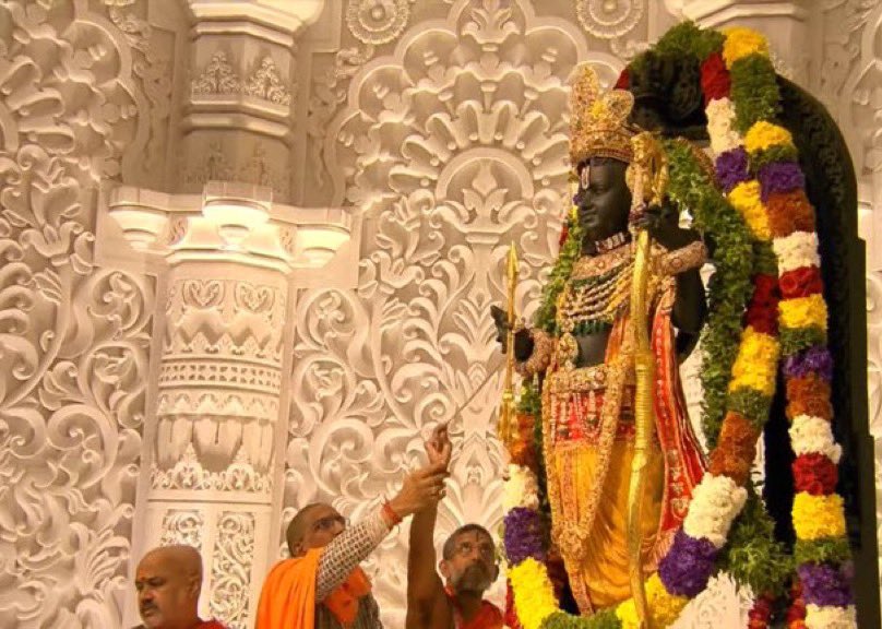 Agre_123's tweet photo. 500 साल का इन्तजार खत्म हुआ 🚩
#RamMandirPranPrathistha 
#राममंदिर 
#राम_का_भव्य_धाम 
#जय_सियाराम https://t.co/4DyPW2hekS