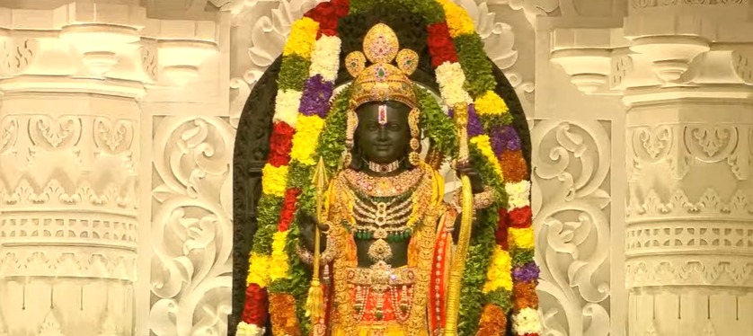 otvnews's tweet photo. #InPics | First images of Ram Lalla idol after Pran Pratistha at the Shri Ram Janmaboomi Temple in #Ayodhya https://t.co/3wPN2qdYSA