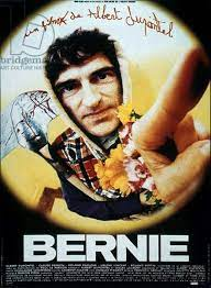 merlinpapin3's tweet photo. .@FredOL69007 #PremièreFoisauCinéma

#ClaudePerron dans Bernie d'Albert Dupontel (1996) elle avait 30 ans https://t.co/HWeCCXv45v