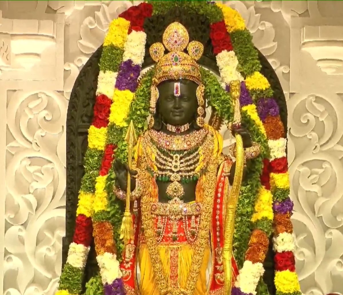 paresanbanker's tweet photo. आ गए सबके राम

जय श्री राम 🙏🙏🙏🙏🙏 https://t.co/ApMypbLtpP
