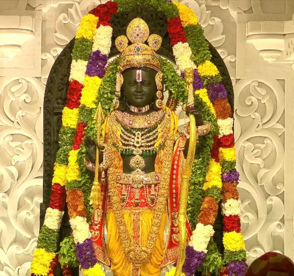 Saptheshv's tweet photo. ಜೈ ಶ್ರೀ ರಾಮ್.. Jai Shree Ram.. #JaiShreeRam
#RamMandirPranPrathistha #AyodhaRamMandir #RamLallaVirajman #RamLalla #RamJanmbhoomiMandir #Ayodhya https://t.co/IdhopxfZfq