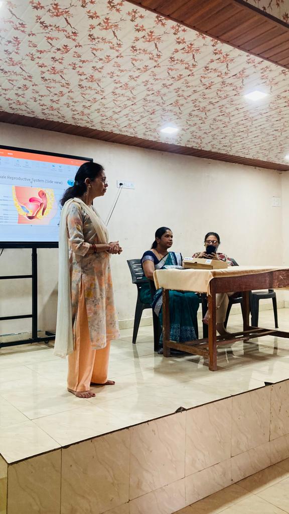 NGOWings2013's tweet photo. WINGS foundation organized a session on Menstrual Hygiene, Menstrual Waste, and Sustainable Menstruation in Deherje Village, Vikramgad. Ms. Falguni Rajput Director, WINGS foundation was the resource person for the program, who conducted the program. https://t.co/BzZIycNrAi