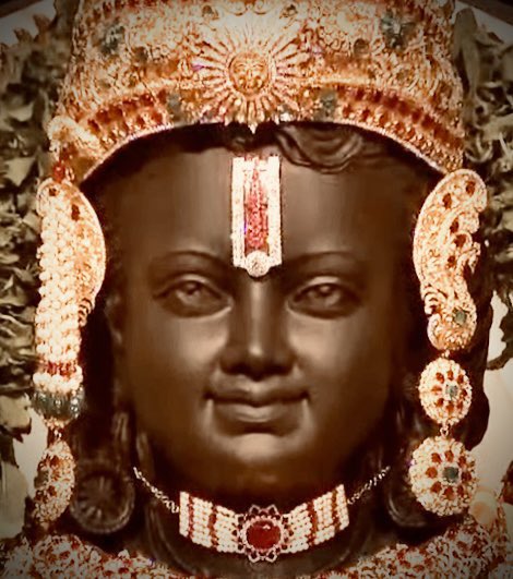 iKunaal's tweet image. Without exaggeration the calmest eyes I have ever seen.