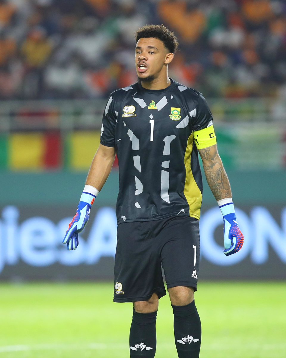 Fumbo Khan tweet media