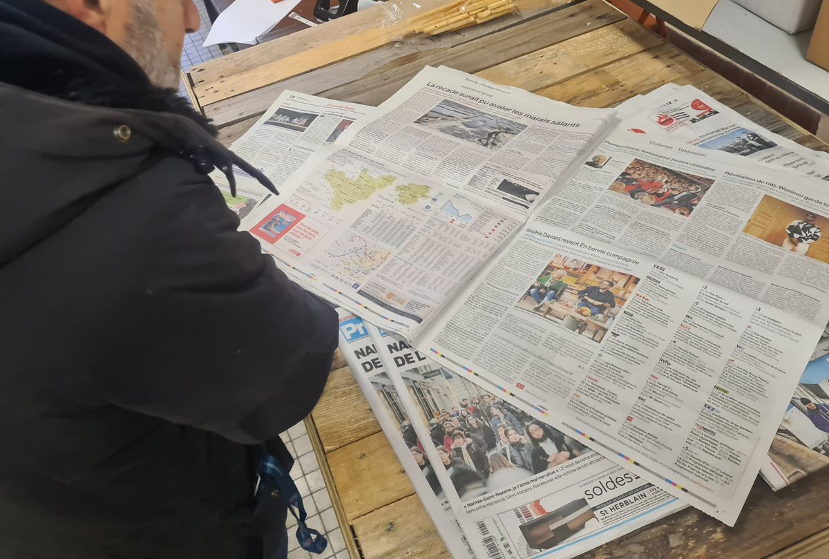 Protection Civile 44 (@protec44) on Twitter photo Un grand merci à <a href="/OuestFrance44/">Ouest-France 44</a> pour la livraison gracieuse et quotidienne de journaux au centres d'hébergement d'urgence de #Nantes et #SaintNazaire ! 🙏 Cela offre aux personnes hébergées un accès facilité à l'actualité nationale, locale et à la culture ! Un grand merci à <a href="/OuestFrance44/">Ouest-France 44</a> pour la livraison gracieuse et quotidienne de journaux au centres d'hébergement d'urgence de #Nantes et #SaintNazaire ! 🙏 Cela offre aux personnes hébergées un accès facilité à l'actualité nationale, locale et à la culture !