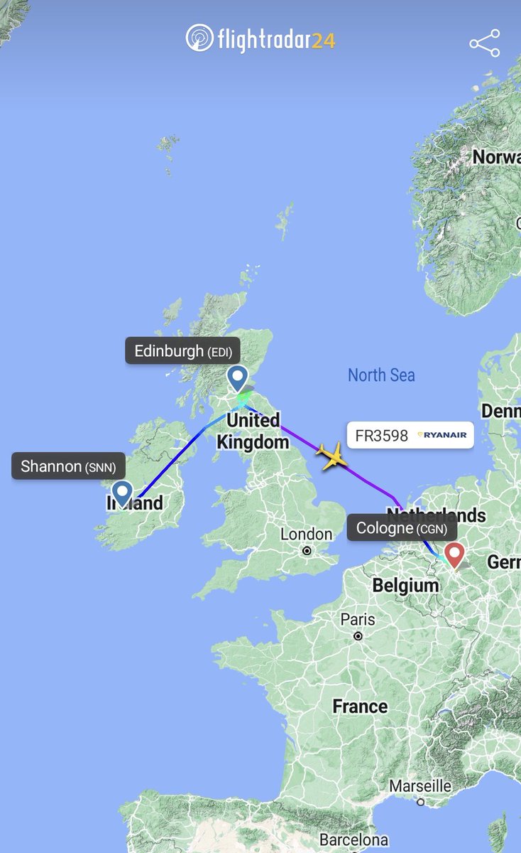 flightradar24's tweet photo. Some examples of yesterday's diversions because of #StormIsha 
#FR555 MAN->DUB to BVA
#FR3598 SNN->EDI to CGN
#RK9817 STN->EDI to SNN
#FR5911 ACE->DUB to BOD https://t.co/BgtBx3hTEL