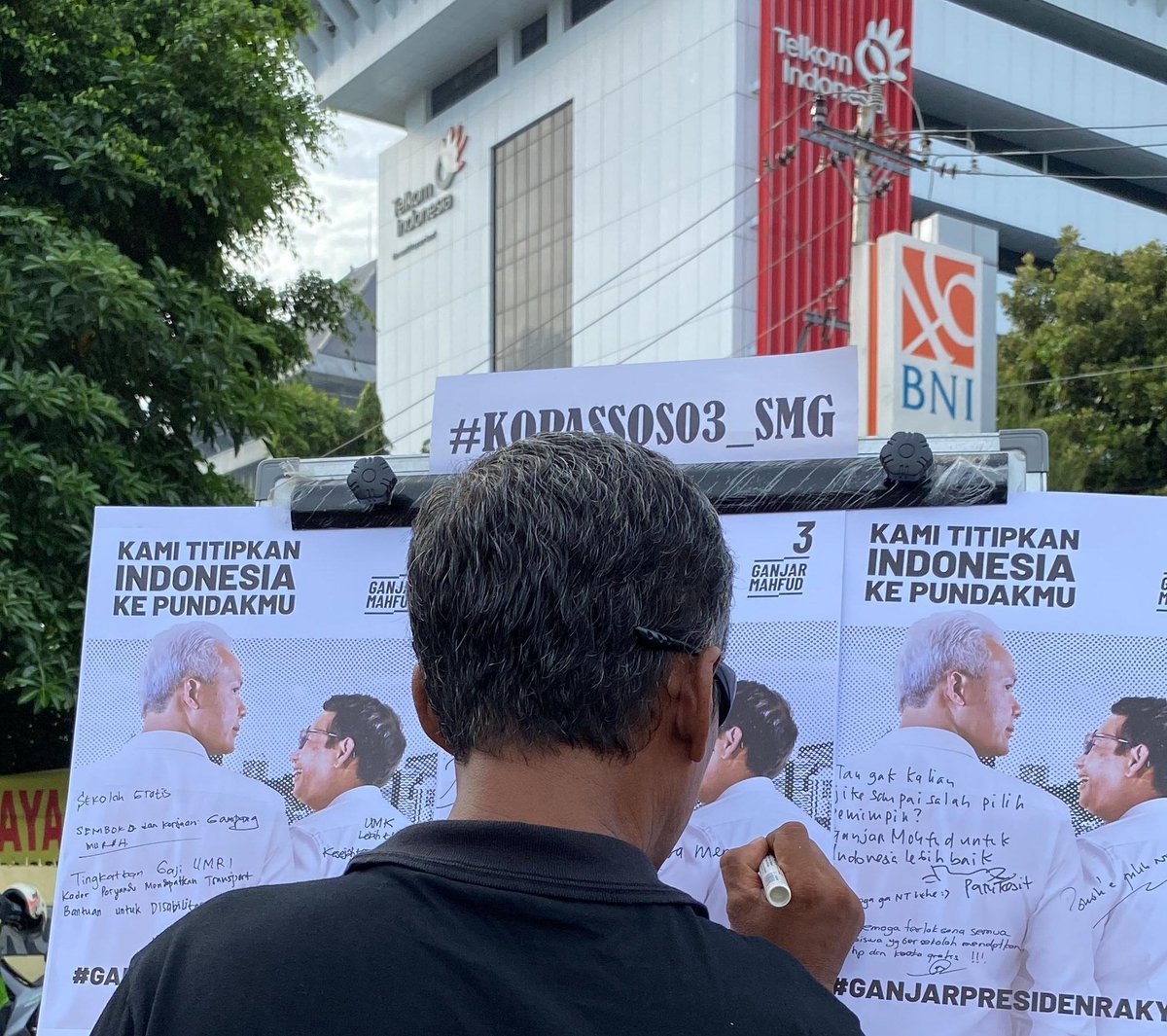 kesittt's tweet image. Tau gak kalian jika sampai salah pemimpin? 
Ganjar Mahfud untuk Indonesia Lebih Baik 
#GanjarPresidenRakyat 
#GanjarMahfud2024