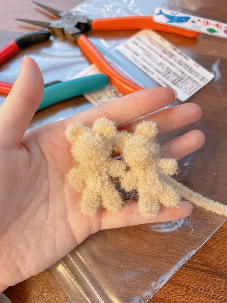 중간사이즈 공장 가동중이에요🫶