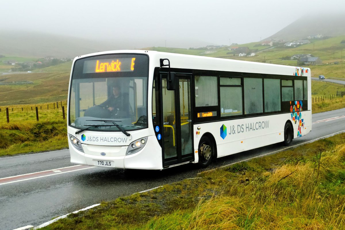 ⚠️The tail of #StormIsha is passing north of #Shetland this morning, with some school and public buses cancelled until the strongest winds have passed.  Some #SICFerries are also currently suspended.  More details: shetland.gov.uk/news/article/2… #SICBuses